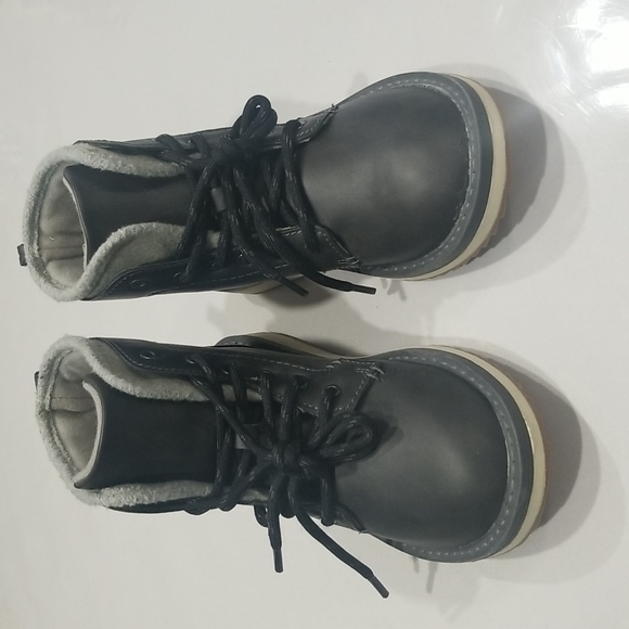 OLD NAVY Charcoal Ankle Boots - Picture 2 of 7